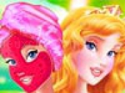 Play Princess Aurora 16th Birthday Spa Makeover