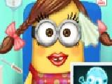 Play Pregnant minion girl