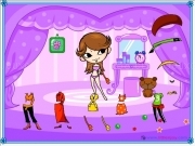 Play Rowanilia dress up