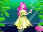 Play CDE heart girl dress up