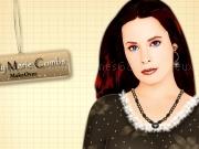 Play Holly Marie Combs makeover